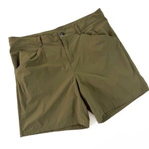 Patagonia Shorts Womens 16 Green Quandary Green Nylon Hiking Outdoor